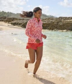 L.L.Bean Women's SunSmart® UPF 50+ Sun Shirt, Quarter-Zip Print 9 L.L.Bean Women's SunSmart® UPF 50+ Sun Shirt, Quarter-Zip Print -Outdoor Exploration 519412 0 46