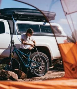 L.L.Bean Yakima RoadShower, 7 Gallon -Outdoor Exploration 521468 0 48